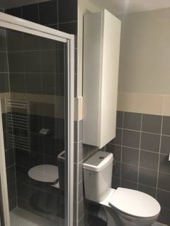 FIXATIONS DE MOBILIER SPECIFIQUE - REGION PACA ET ALPES MARITIMES (NICE, TOULON ET MARSEILLE)