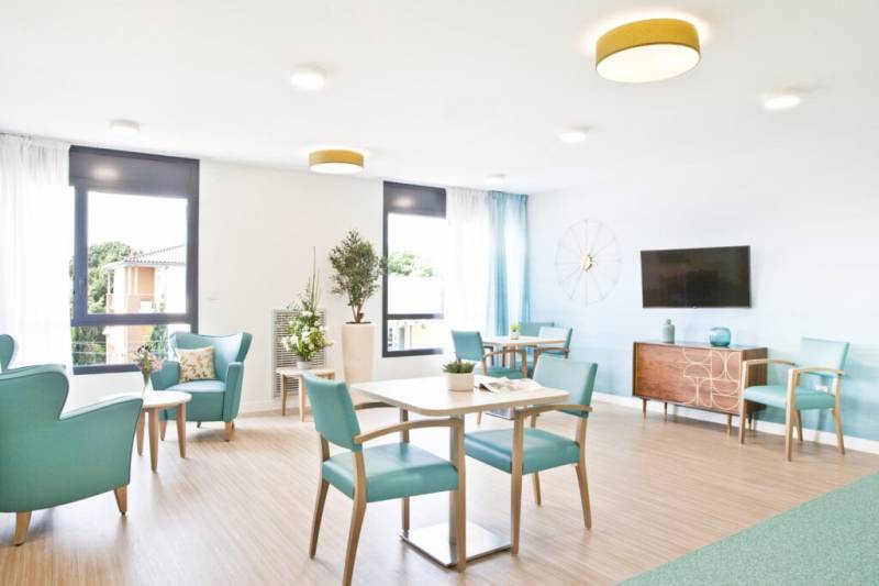 MONTAGE ET INSTALLATION DE MOBILIER POUR PERSONNES AGÉES EN MAISON DE RETRAITES À TOULON